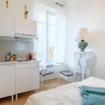 Joli Pres De Monaco アパート ボーソレイユ