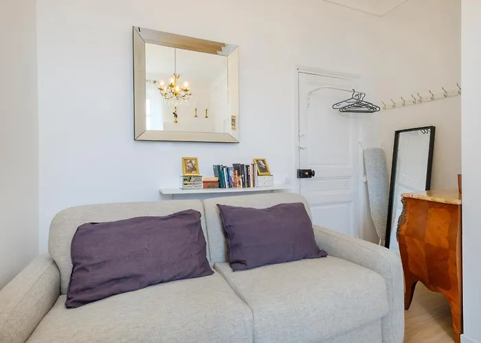 アパート Joli Pres De Monaco ボーソレイユ