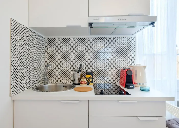 Joli Pres De Monaco ボーソレイユ